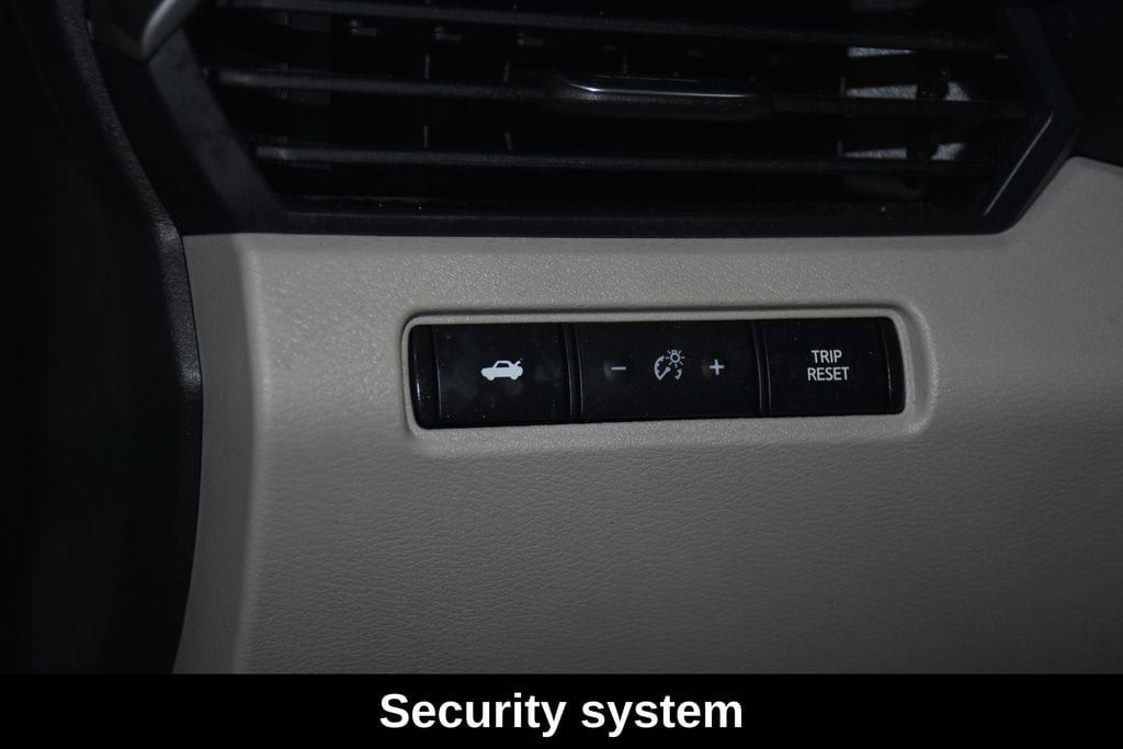 2025 Nissan Altima SV - Photo 11