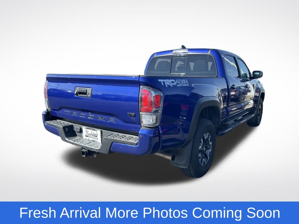 2023 Toyota Tacoma TRD Off-Road V6 photo 3