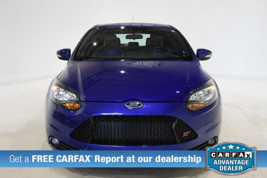Used 2013 Ford Focus ST with VIN 1FADP3L9XDL127048 for sale in Urbana, IL