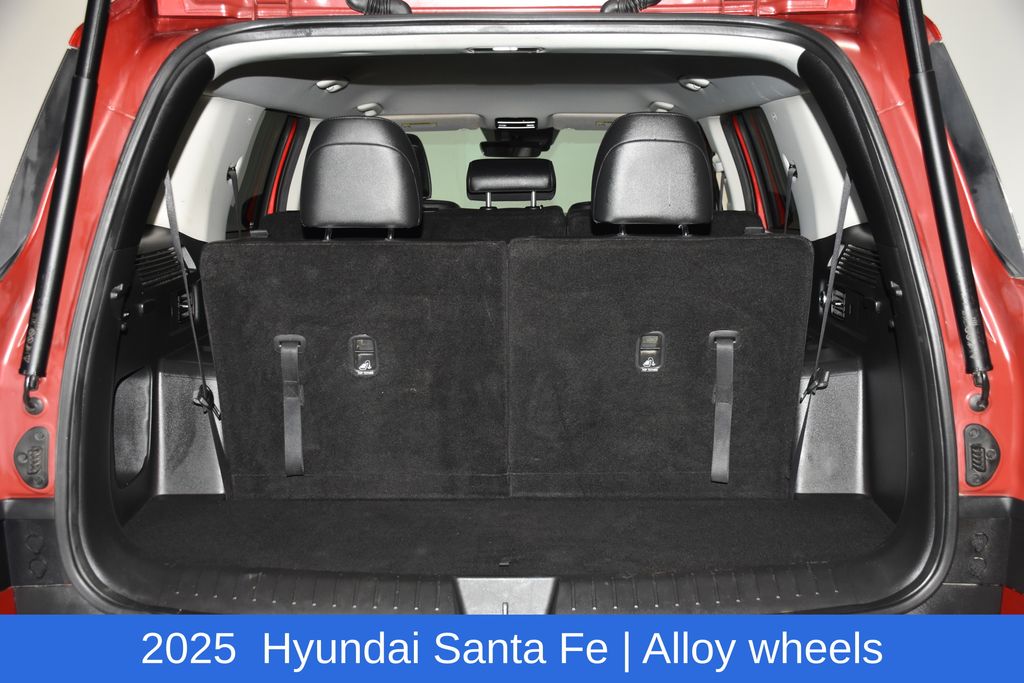 2025 Hyundai Santa Fe SEL - Photo 29