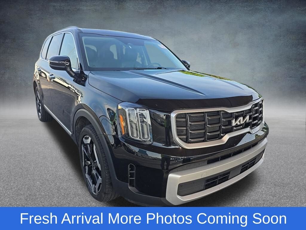 Used 2025 Kia Telluride S SUV