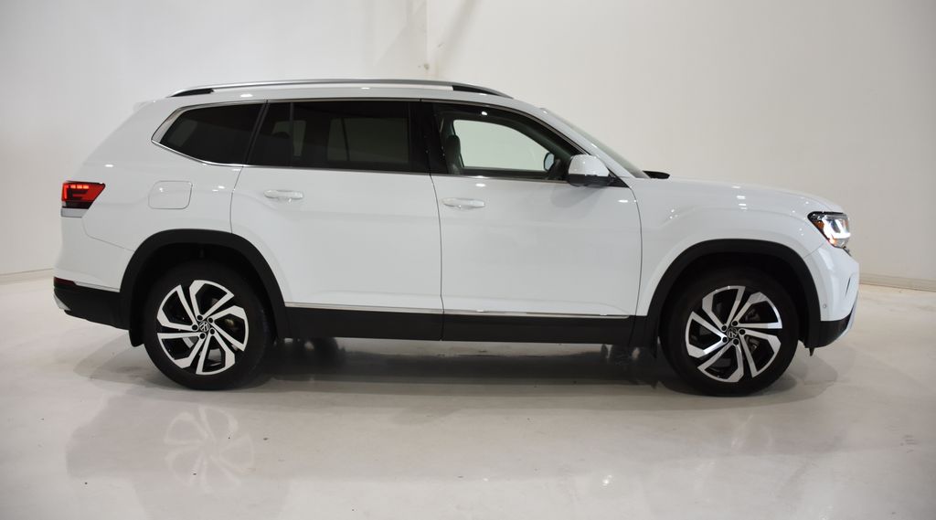 2021 Volkswagen Atlas SEL Premium photo 3