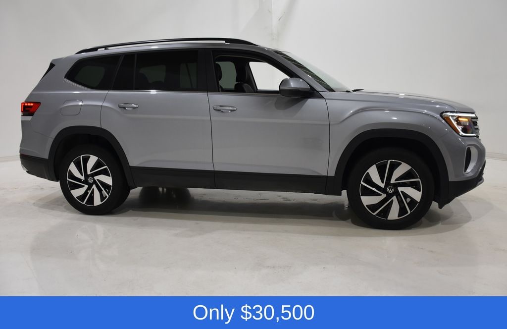 Used 2025 Volkswagen Atlas 2.0T SE w/Technology SUV