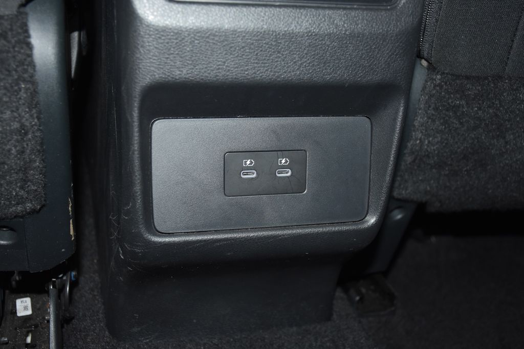 2025 Nissan Rogue SV - Photo 27