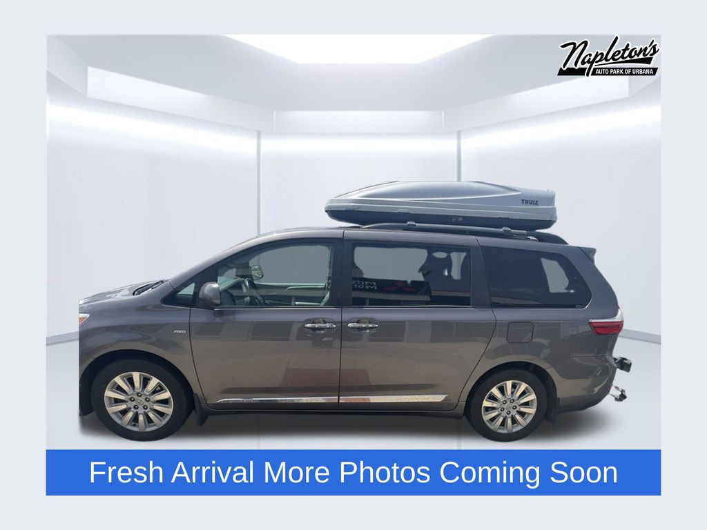 2016 Toyota Sienna XLE V6 AWD 7-Passenger's photo