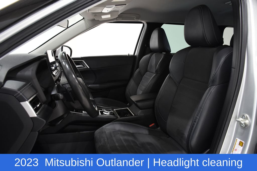 2023 Mitsubishi Outlander SE - Photo 21