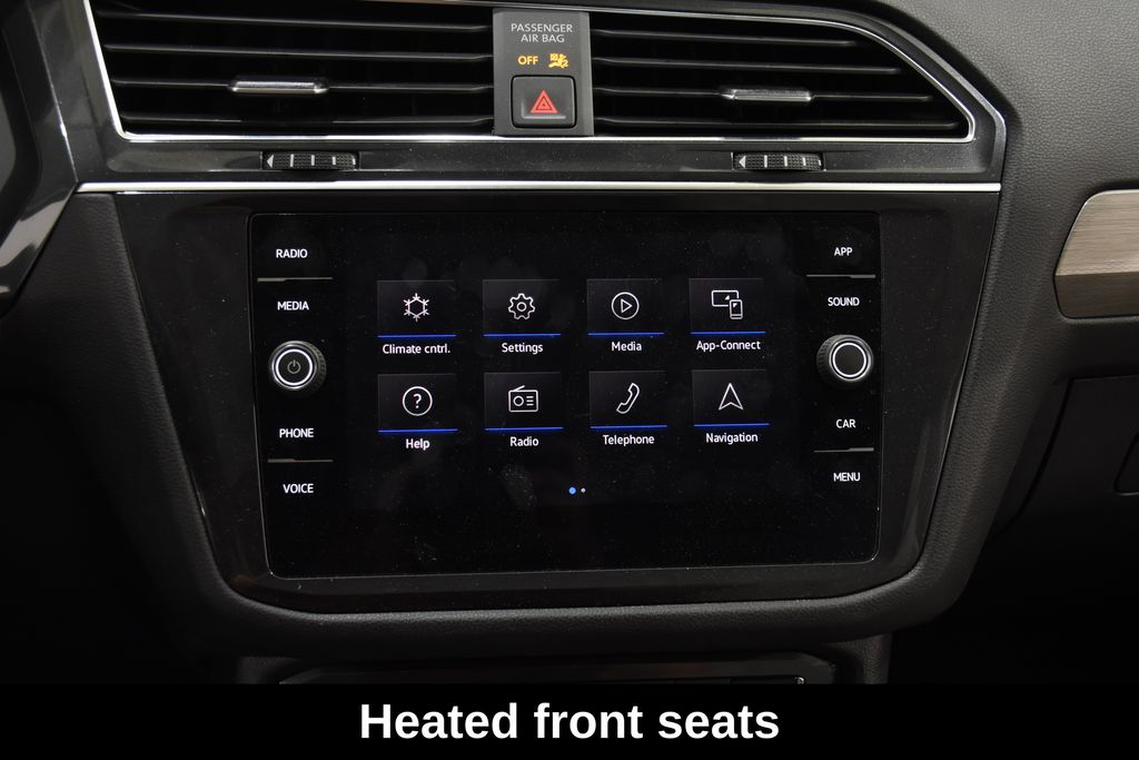 2021 Volkswagen Tiguan SE - Photo 22