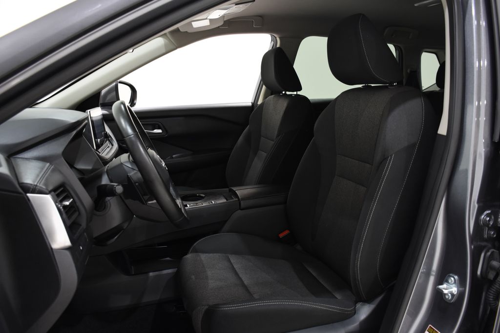 2025 Nissan Rogue SV - Photo 22