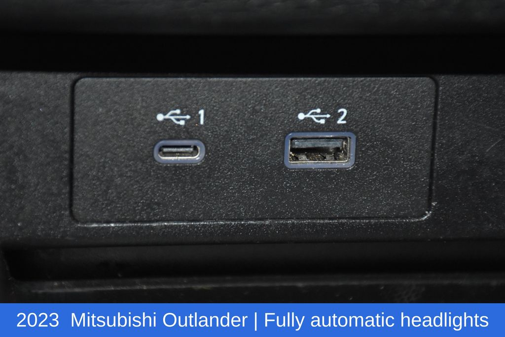 2023 Mitsubishi Outlander SE - Photo 20