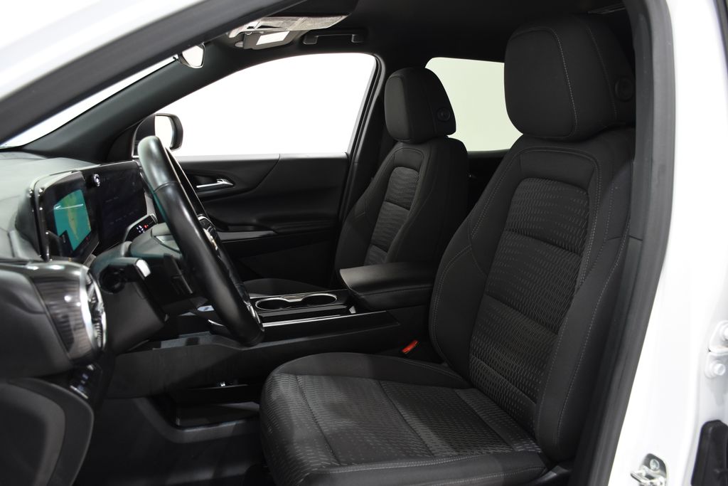 2025 Chevrolet Equinox LT - Photo 18