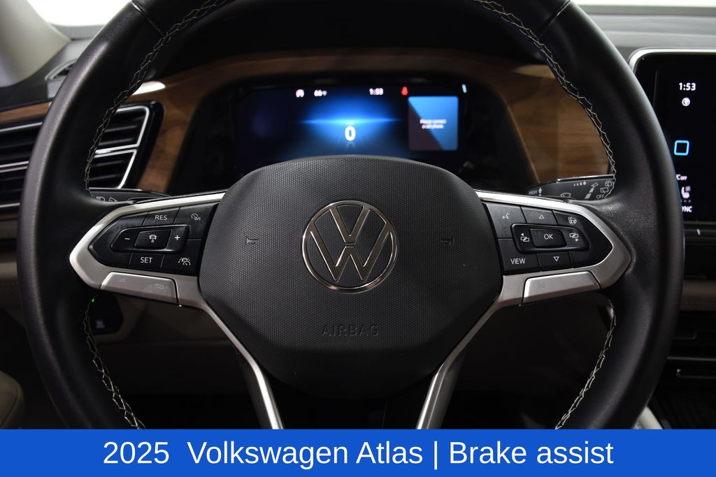 2025 Volkswagen Atlas SE w/Tech - Photo 11