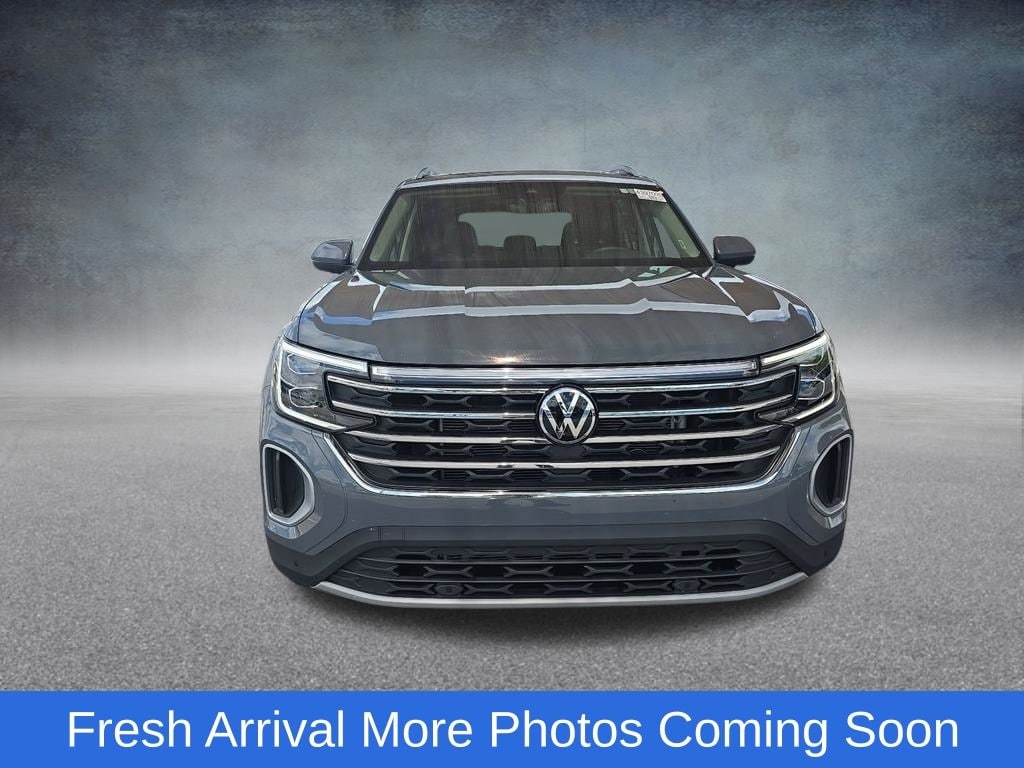 Used 2025 Volkswagen Atlas 2.0T SE w/Technology SUV