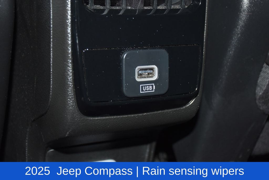 2025 Jeep Compass Trailhawk - Photo 25