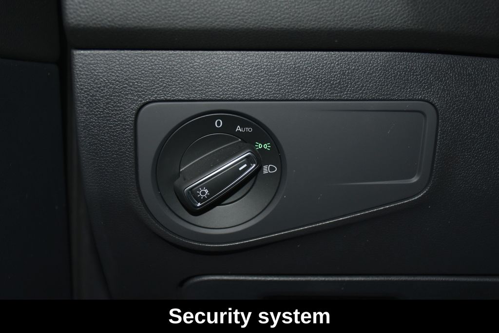 2021 Volkswagen Tiguan SE - Photo 15