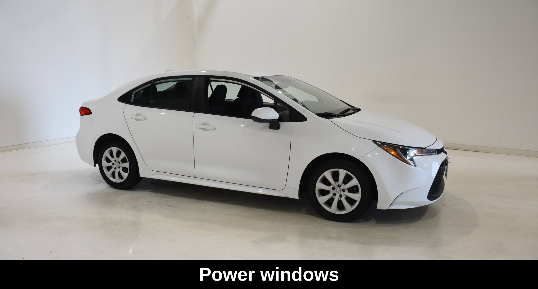 Used 2025 Toyota Corolla LE Sedan