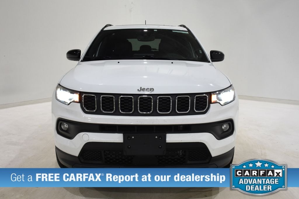 Used 2025 Jeep Compass Latitude SUV