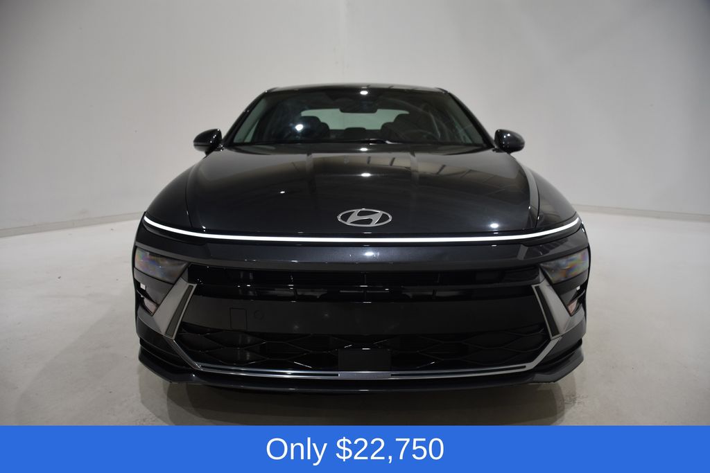 2024 Hyundai Sonata SEL photo 2