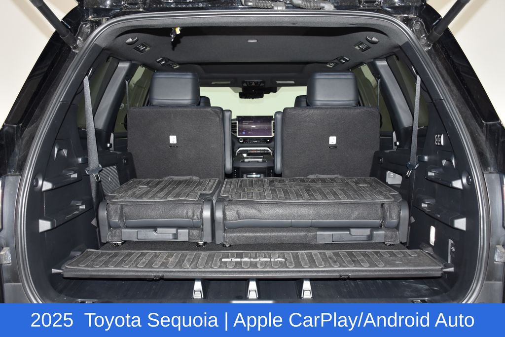 2025 Toyota Sequoia Platinum - Photo 33