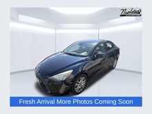 2017 Toyota Yaris iA Base Sedan