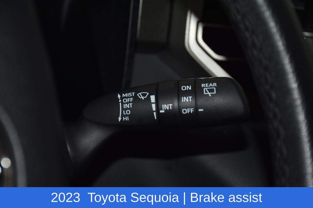 2023 Toyota Sequoia SR5 - Photo 13