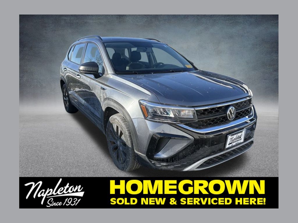 2022 Volkswagen Taos S's photo