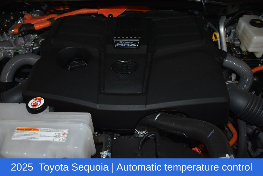 2025 Toyota Sequoia Platinum - Photo 7