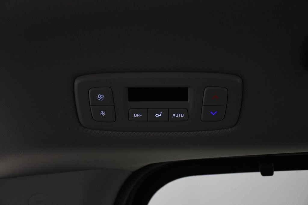 2026 Kia Carnival EX - Photo 31