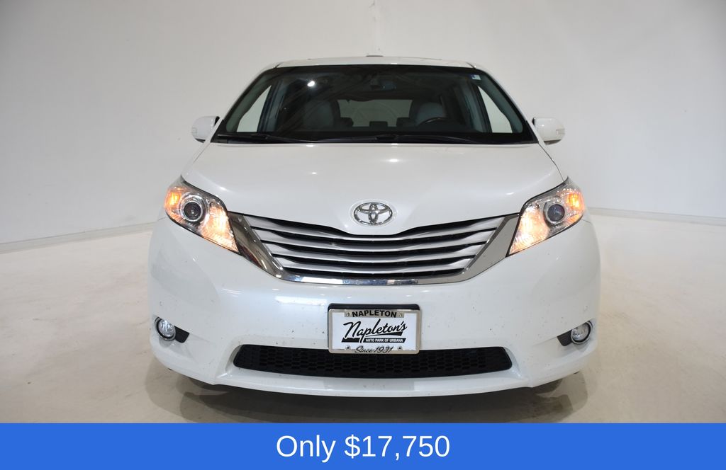 Used 2013 Toyota Sienna Limited with VIN 5TDYK3DC5DS372410 for sale in Urbana, IL