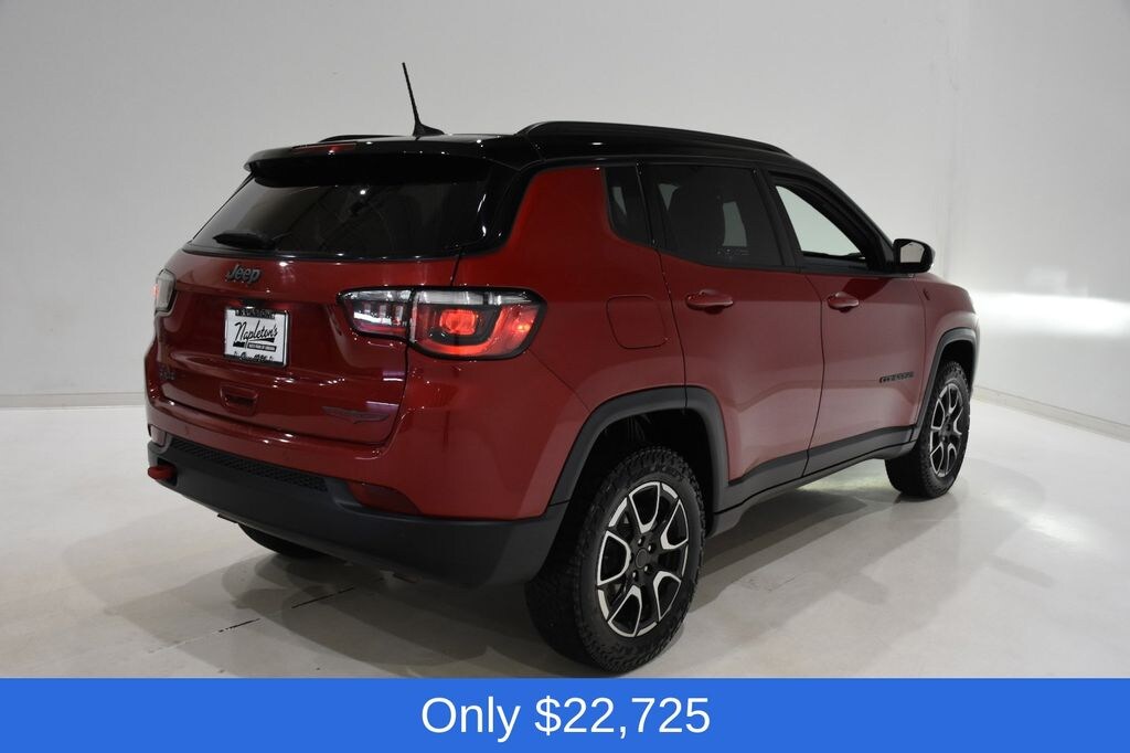 Used 2025 Jeep Compass Trailhawk SUV