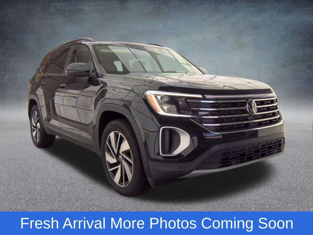 Used 2025 Volkswagen Atlas 2.0T SE w/Technology SUV