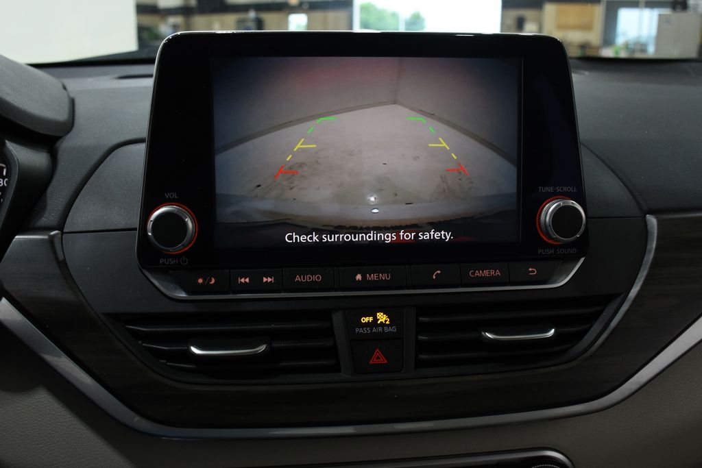 2025 Nissan Altima SV - Photo 19