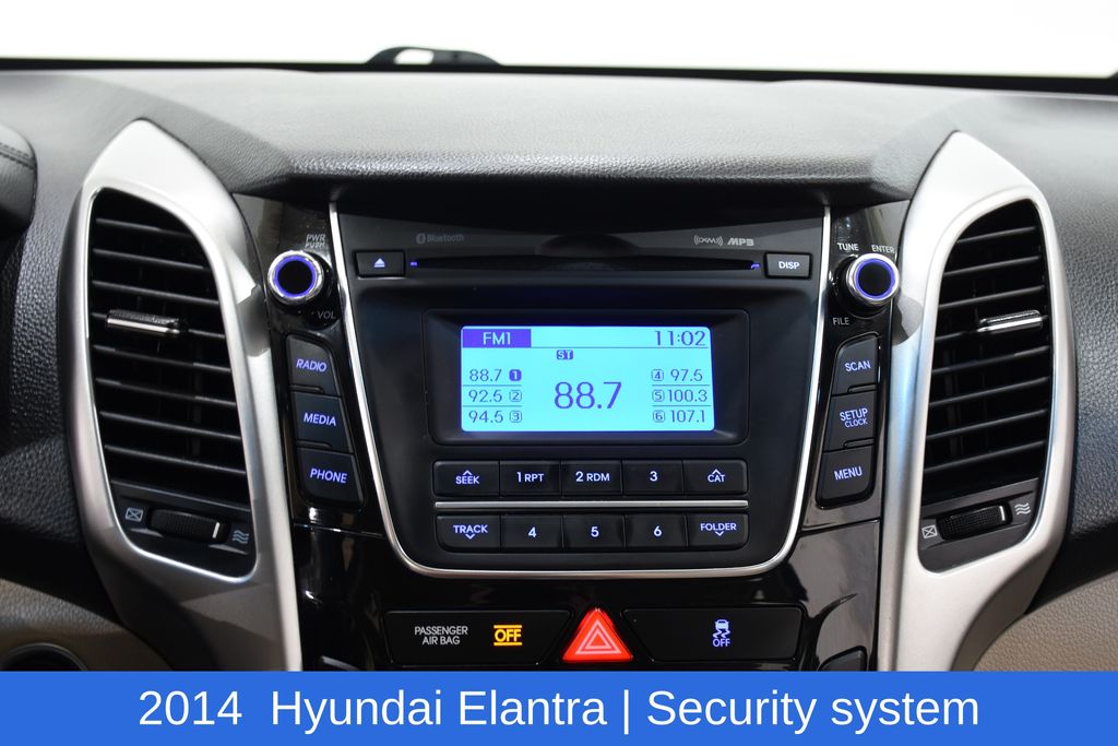 2014 Hyundai Elantra GT Base - Photo 18