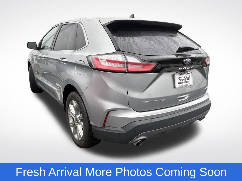 2024 Ford Edge Titanium photo 3