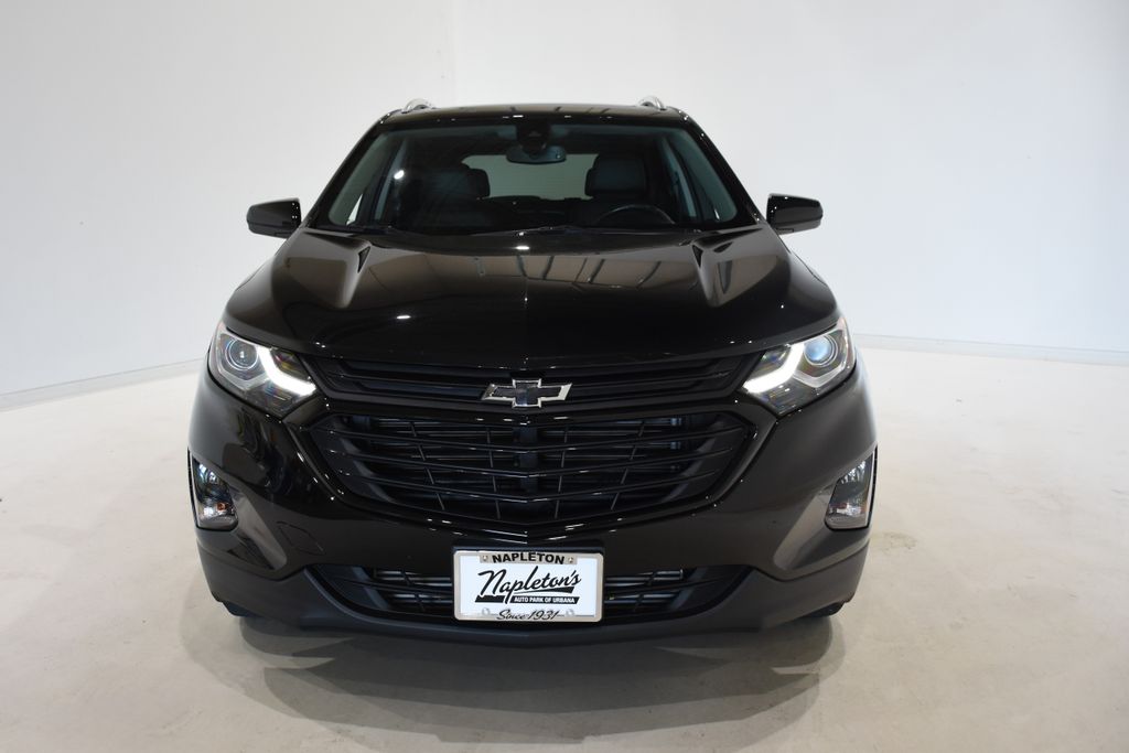 2020 Chevrolet Equinox LT photo 2