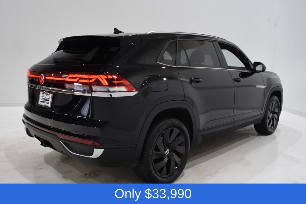 Used 2025 Volkswagen Atlas Cross Sport 2.0T SE w/Technology SUV