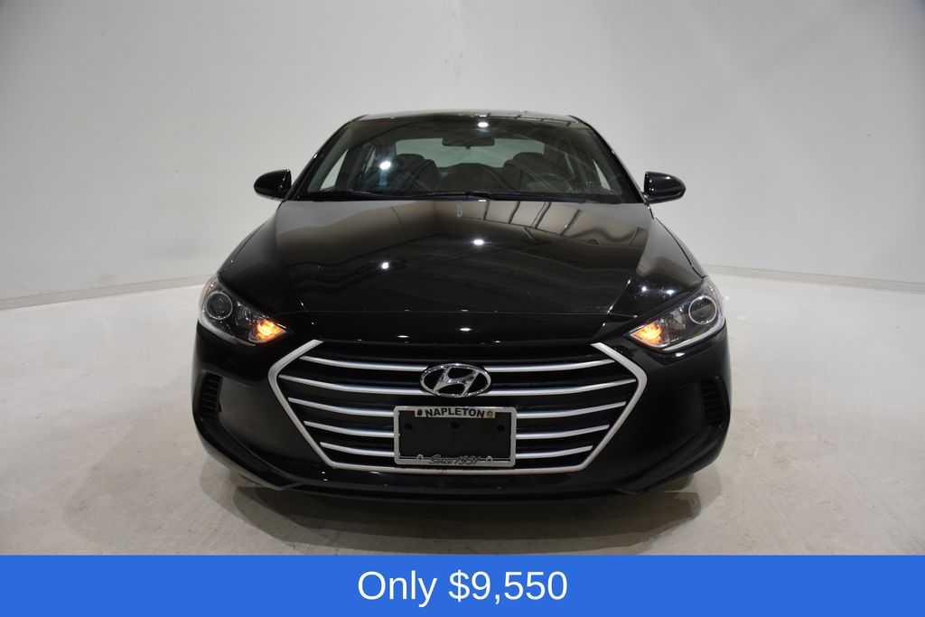 Used 2018 Hyundai Elantra SE with VIN 5NPD74LF6JH249914 for sale in Urbana, IL