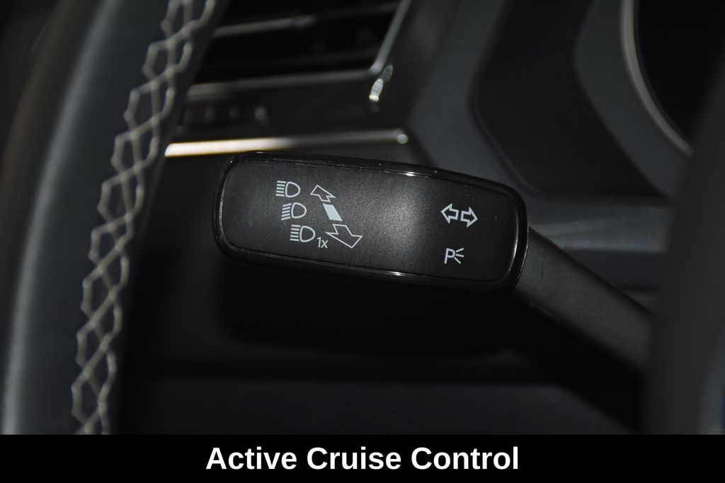 2021 Volkswagen Tiguan SE - Photo 17