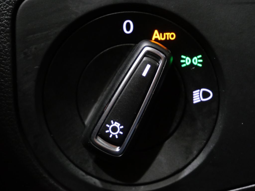 2022 Volkswagen Tiguan SE - Photo 15