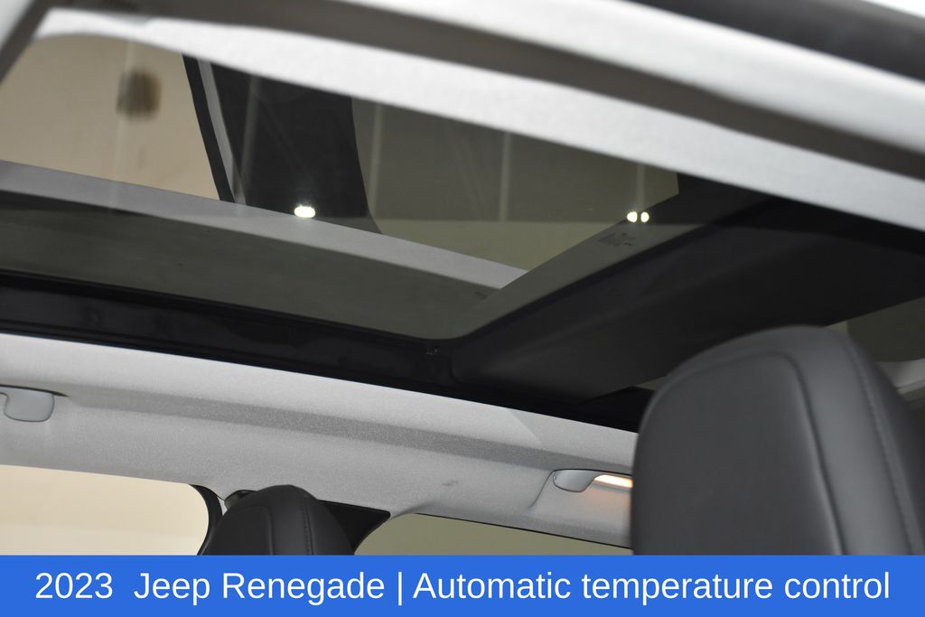 2023 Jeep Renegade Limited - Photo 9