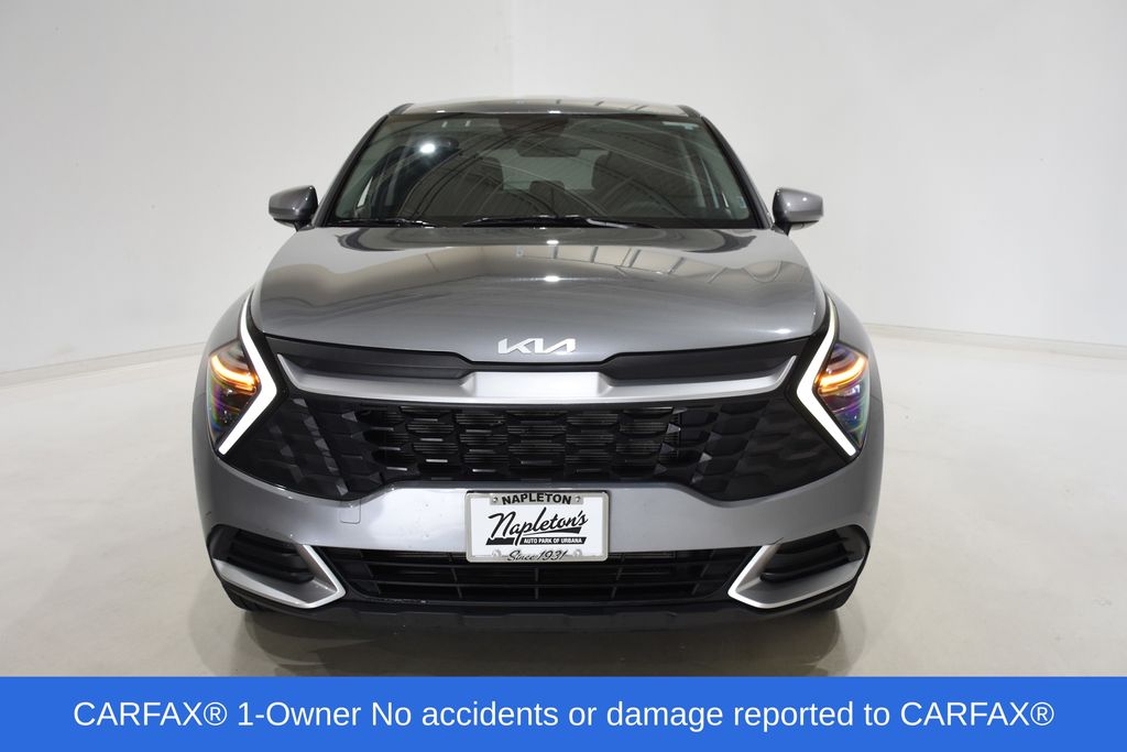 2024 Kia Sportage LX photo 2