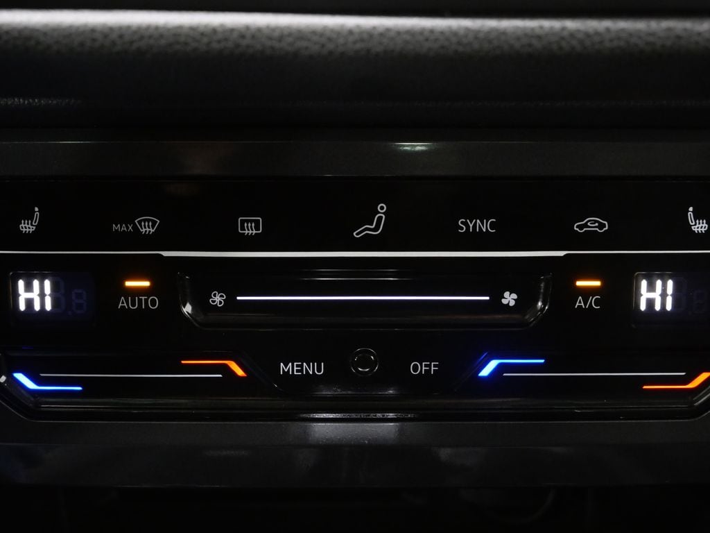 2022 Volkswagen Tiguan SE - Photo 21