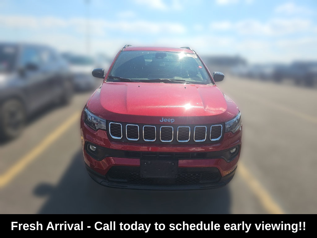 Used 2025 Jeep Compass Latitude SUV