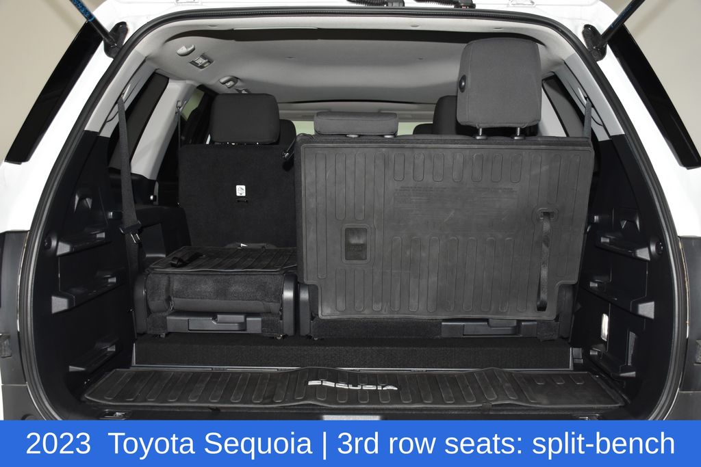 2023 Toyota Sequoia SR5 - Photo 31
