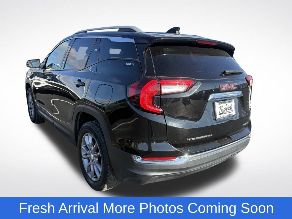 Used 2024 GMC Terrain SLT SUV