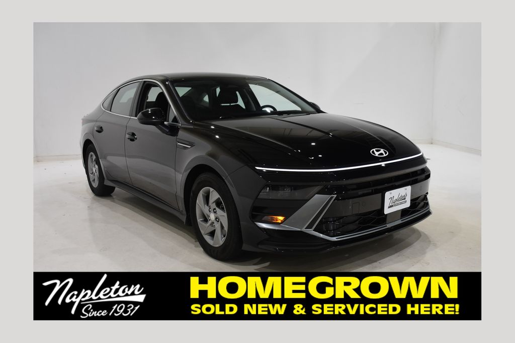 2025 Hyundai Sonata SE's photo