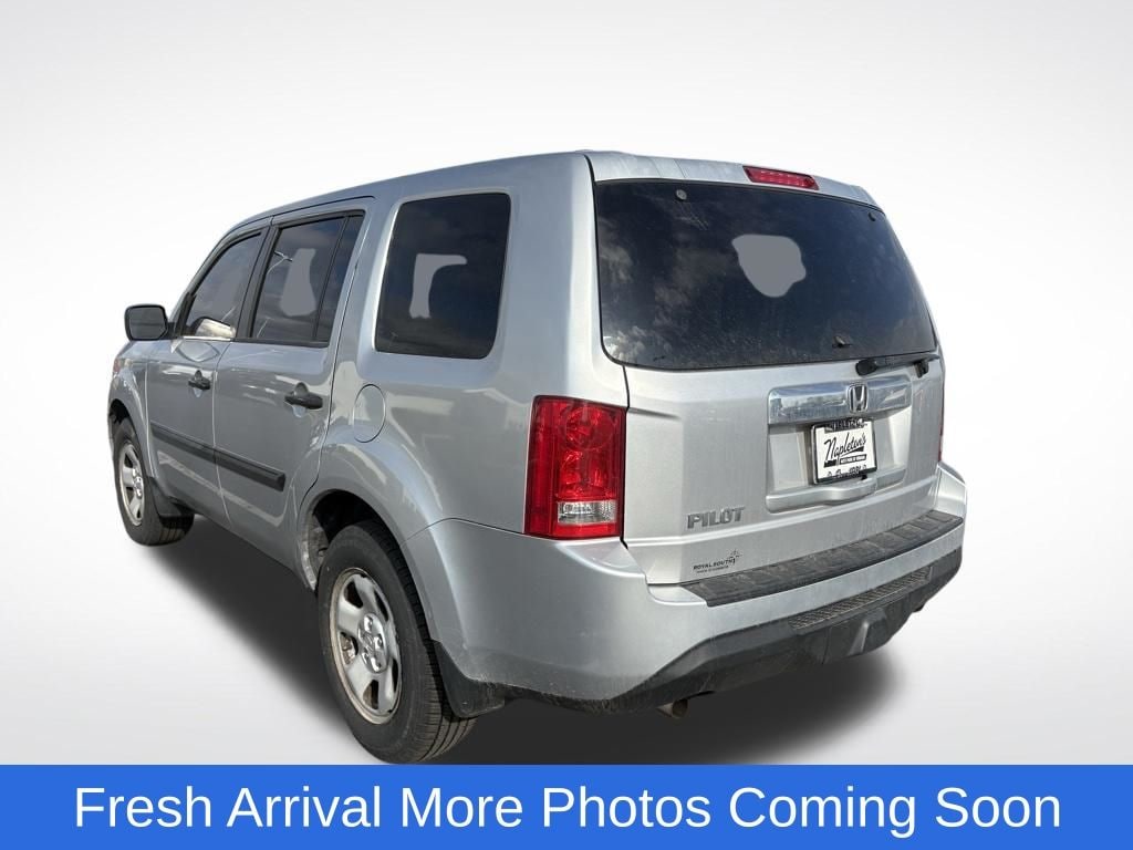 Used 2015 Honda Pilot LX SUV