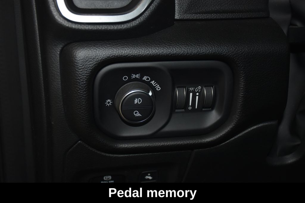 2023 RAM Ram 1500 Pickup Laramie - Photo 15