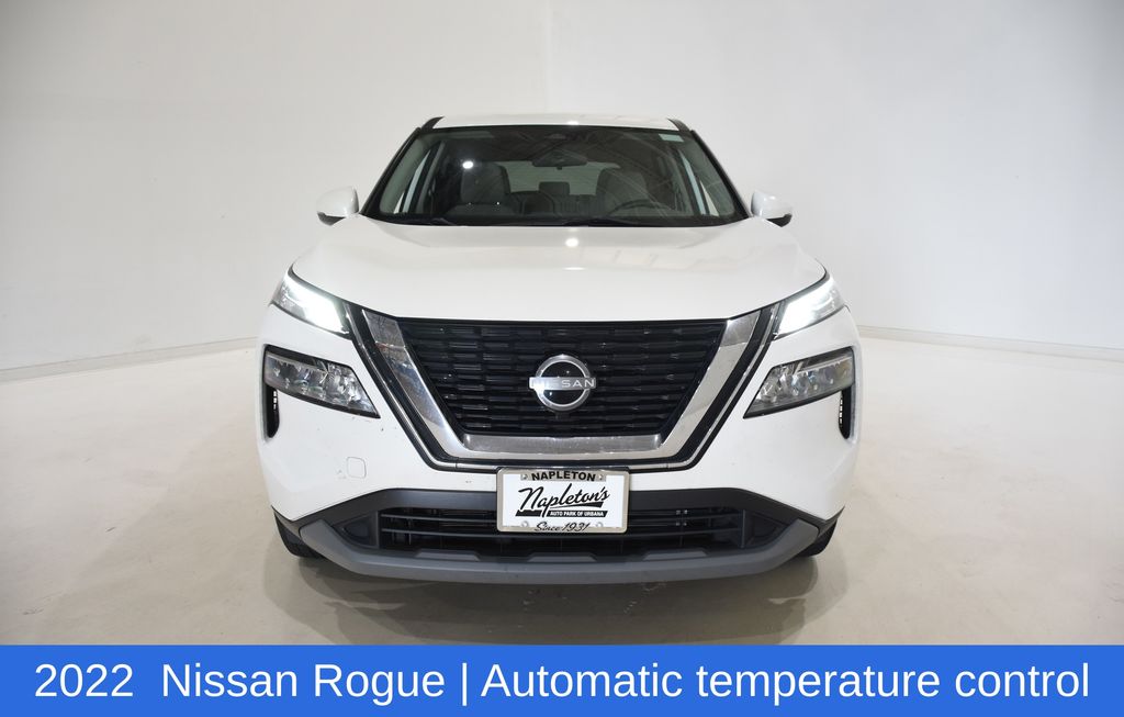 Used 2022 Nissan Rogue SV with VIN 5N1BT3BA5NC729930 for sale in Urbana, IL