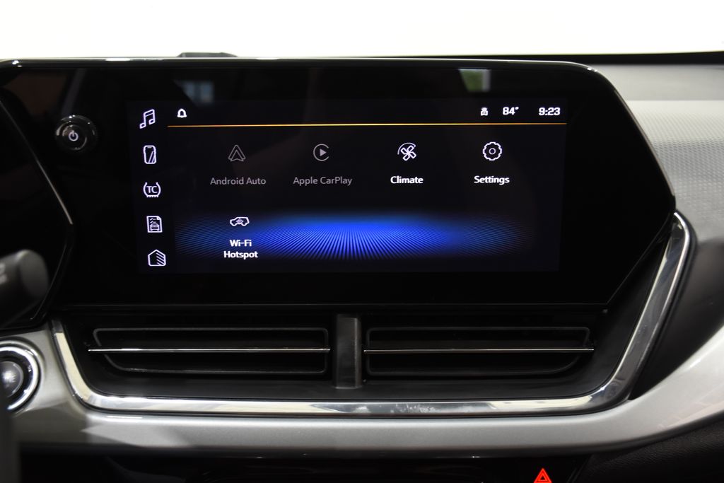 2025 Chevrolet Trax LT - Photo 15