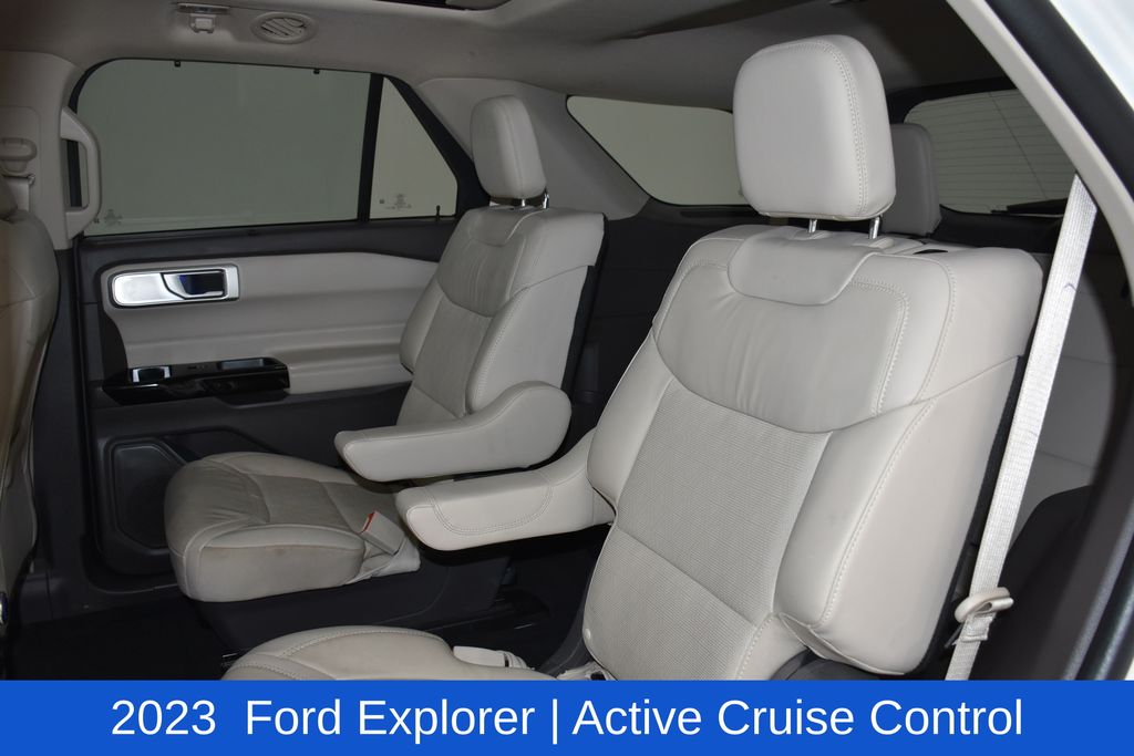 2023 Ford Explorer Platinum - Photo 30